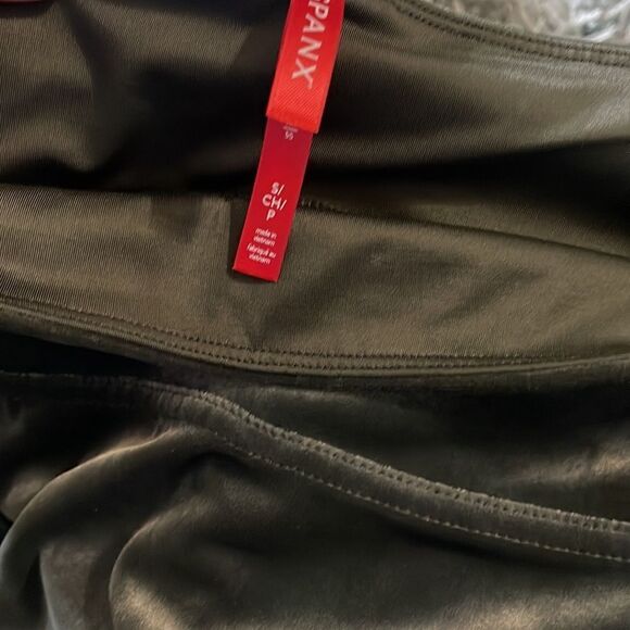 SPANX Green Velvet High Rise Leggings S - Picture 7 of 7